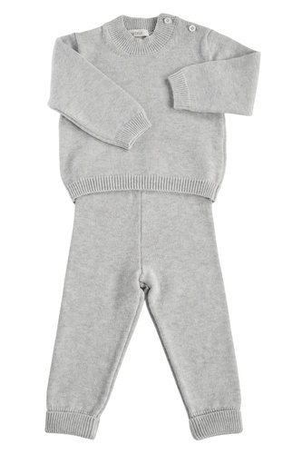 Wool sweater for the newborn