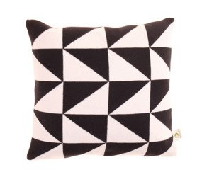 Poszewka na poduszkę TRÓJKĄTY 40x40cm czarny/offwhite