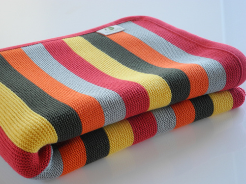 HIPPIE organic cotton blanket 85x120 cm