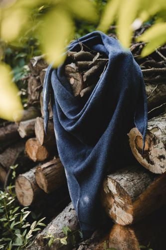 A Merino wool triangle shal